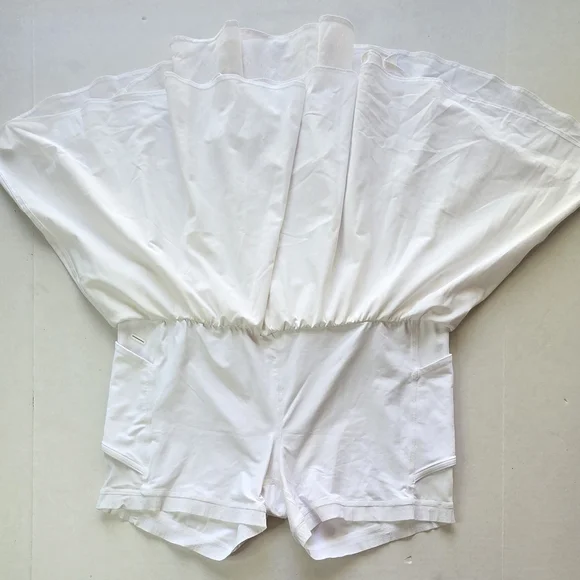 Lululemon Court Rival Skirt - Picture 10 of 16